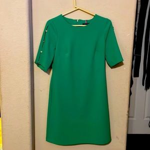 Beautiful green Tommy Hilfiger dress. Wore in a couple times for work .